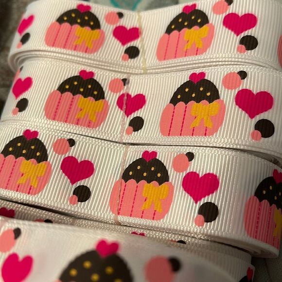 Grosgrain Ribbon 7/8” 5 yards 5/$20 hair bows shipping supplies cupcakes hearts - Picture 4 of 5